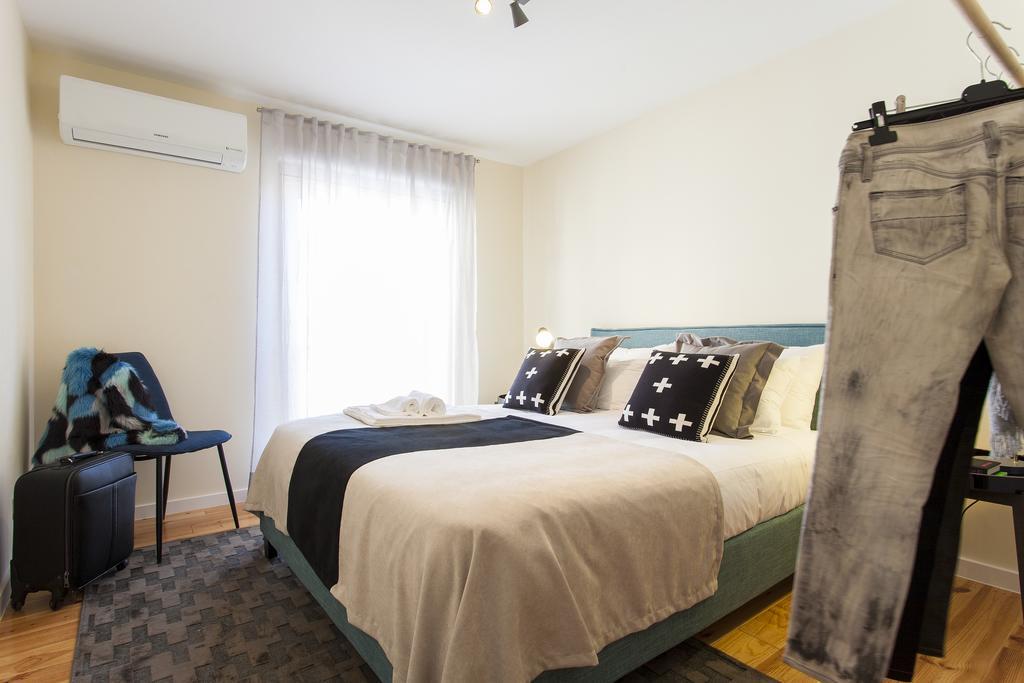 Joivy Graca Deluxe Apartments Lisbon Exterior photo