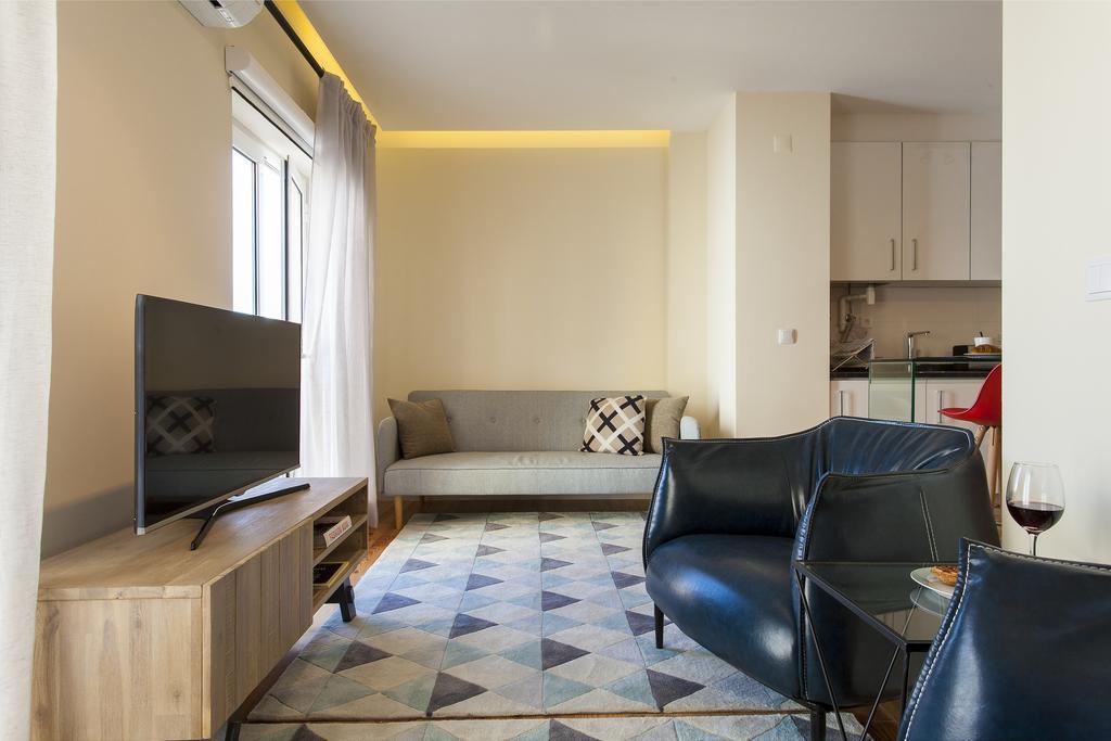 Joivy Graca Deluxe Apartments Lisbon Exterior photo